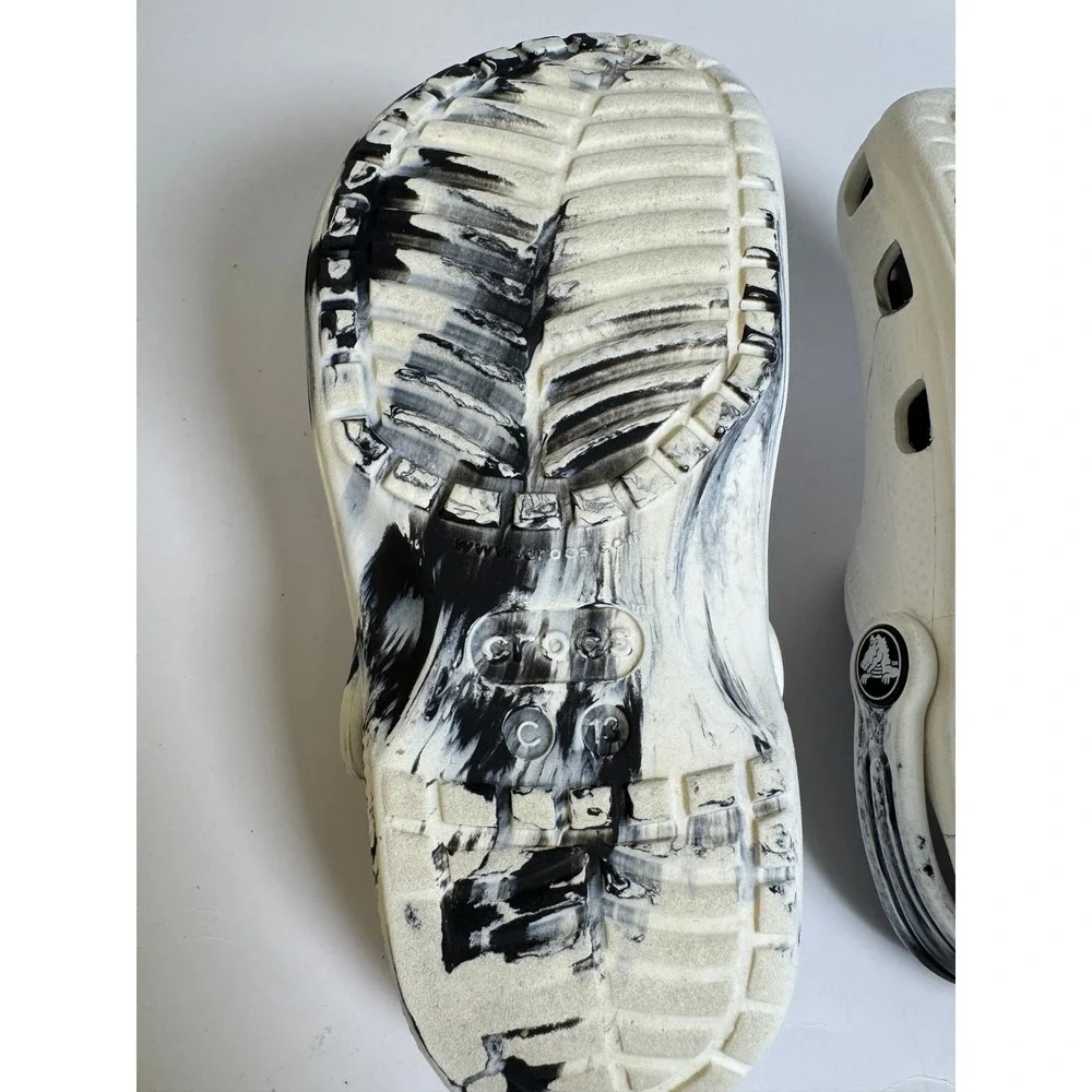 CROCS classic marbled